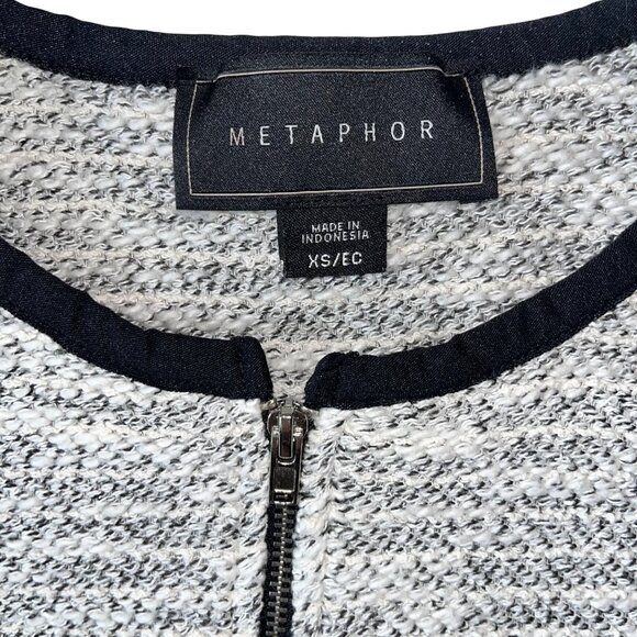 Metaphor Womens XS Tweed Knit Crop Jacket With Zipper Front & Black Trim Accents - Picture 3 of 11